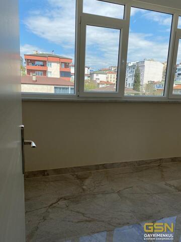 17-ÇAYIROVA YENİ MAHALLE DE LÜX 3+1 DİRE